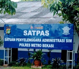 Pelayanan Satpas Kalimalang Polres Metro Bekasi dalam Pembuatan SIM Menuai Respon Sangat Baik dari Masyarakat