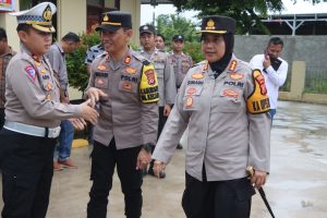 Kapolresta Cirebon Pimpin Pengecekan Sejumlah Polsek Jajaran