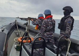 Tingkatkan Naluri Tempur, TNI AL Latihan Menembak di Perairan Pulau Petong Batam