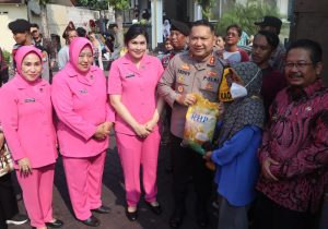 Polres Pasuruan Bersama Bhayangkari dan Pemkab Gelar “Bazar Sembako Murah Ramadhan