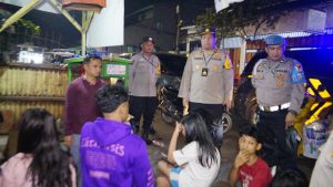Polsek Cilincing Adakan Giat Patroli Dalam Rangka Kegiatan (KRYD) Antisipasi Tawuran dan Guantibmas di Wilayah Hukum Polsek Cilincing