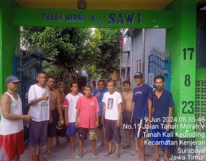 Selama Masa Jabatan Eri Cahyadi Tak Tersentuh Pembangunan Drainase, Warga Gang Sawi Kelurahan Tanah Kali Kedinding Kecewa 