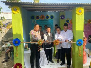 Polresta Cirebon Resmikan Bank Sampah Al Yamani Balerante