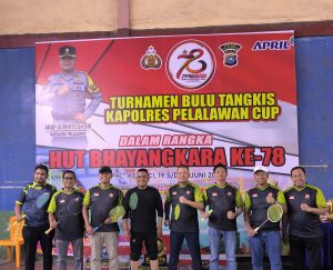 Buka Turnamen Bulu Tangkis Kapolres Cup, Bupati Zukri berharap dapat melahirkan altlit berbakat
