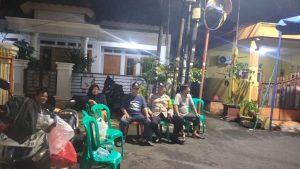 Bhabinkamtibmas Kelurahan Johar Baru Sambangi Ketua RT dan LMK.