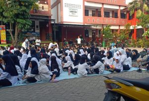 UPT SD Negeri Kereo 5 dan Cipadu 1 Kota Tangerang, Mengadakan Santunan yatim