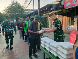 Prajurit Rangkok Batalyon 6/BAY Melaksanakan Jumat Berbagi Dengan Masyarakat Tanjung Priok.