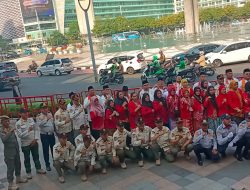 Polsek Metro Menteng Melaksanakan Upacara Bendera Merah Putih Dalam Rangka Bulan Kebangsaan
