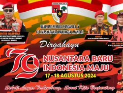 Ketua Pemuda Pancasila PAC Medan Denai (Guntur Syahputra), Menyerahkan Hadiah Bagi Para Pemenang Lomba