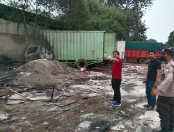 Polsek Kemayoran Melakukan Pengecekan Serta Pengamanan Lokasi Kebakaran di Kelurahan Gunung Sahari Selatan