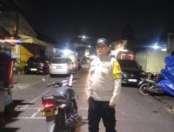 Bhabinkamtibmas Kelurahan Johar Baru Melaksanakan Patroli dan Pemantauan Kewilayahan.