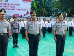 Empat Personel Polres Metro Jakarta Barat Dapat Kenaikan Pangkat Pengabdian Menjadi Pamen