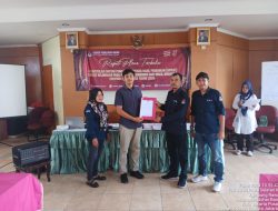 Bhabinkamtibmas Kelurahan Kampung Rawa Menghadiri Undangan Rapat Pleno Terbuka DPSHP