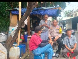 Bhabinkamtibmas Kelurahan Johar Baru Melaksanakan Kegiatan Patroli dan Sambang Dialogis Dengan Warga