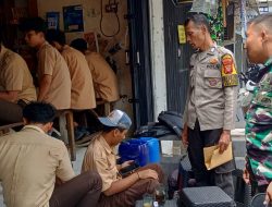 Bhabinkamtibmas Kelurahan Utan Panjang Berikut Melakukan Kegiatan Patroli Dialogis