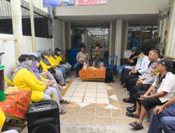 Bhabinkamtibmas Kelurahan Gunung Sahari Selatan Melaksanakan Kegiatan Jumat Keliling