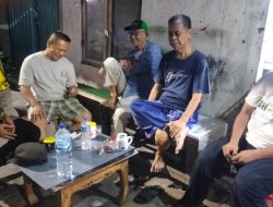 Bhabinkamtibmas Kelurahan Johar Baru Sambang Dialogis Interaksi dan Komunikasi Sosial Dengan Staf RW dan LMK