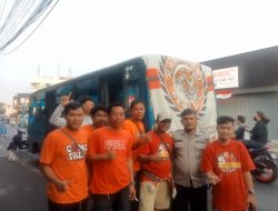 Anggota Sabhara Sampailkan Imbauan Kepada Suporter Jak Mania