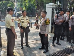 Bhabinkamtibmas Kelurahan Gunung Sahari Selatan melaksanakan kegiatan Sambang dan Patroli Dialogis