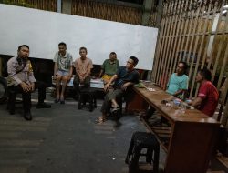 Bhabinkamtibmas Sambang Pos Kamling RW. 05 Gunung Sahari Utara