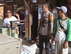 Bhabinkamtibmas Kelurahan Utan Panjang Berikut Melakukan Kegiatan Patroli Dialogis