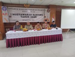 Bhabinkamtibmas Kelurahan Harapan Mulia Menghadiri Kegiatan Musyawarah Gerakan Pramuka