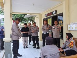 Kapolresta Cirebon Pimpin Pengecekan Polsek Klangenan dan Polsek Kaliwedi