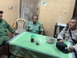 Poskamling RW 01 Kelurahan Kramat Di patroli Dan Disambangi Bhabinkamtibmas