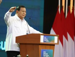 Menhan Prabowo Beri Pandangan di Acara BNI Investor Daily Summit 2024