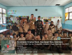 Serda Junaidi Babinsa Marok Tua, Memberi materi Wawasan Kebangsaan Kepada Siswa–Siswi Di SDN 005, Dusun 1, Desa Marok Tua.