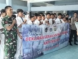 Binmas Polsek Metro Menteng Hadir Deklarasi Anti Tawuran Sekolah Taman Siswa Kelurahan Pegangsaan Menteng