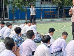 Kapolsek Koja Sambangi Sekolah SMK Tanjung Priok dalam Rangka Kegiatan Penyuluhan Pembinaan