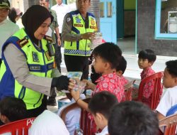 Sinergi Polresta Cirebon dan Pemkab Cirebon Gelar Program Makan Siang Gratis di SDN 3 Cipanas
