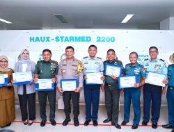 Danlanud Sultan Hasanuddin Menerima Penganugerahan Brevet Kehormatan Kesehatan Penyelaman dan Hyperbarik