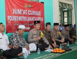 Jumat Curhat Kapolres Metro Jakarta Utara di Masjid Al Bahrul Amieq Sunter Jaya Tanjung Priok