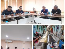 Warga di Tiga RW di Sukapura Jakarta Utara Mengeluhkan Kali Di Samping KBN Yang Sering Banjir.