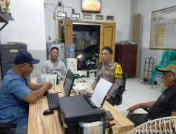 Bhabinkamtibmas Galur Laksanakan Sambang Ke Pos RW, Tingkatkan Sinergi dengan Ketua RW dan LMK Jelang Nataru