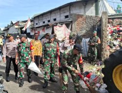 Danramil 08/JB Bersama Tiga Pilar Melaksanakan Kegiatan Karya Bhakti Dalam Rangka Hari Juang Kartika TNI AD ke-79 TH 2024
