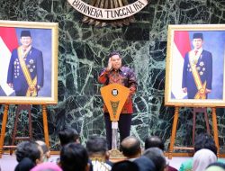 Pj Gub DK Jakarta dan Komisi Informasi Apresiasi 226 Badan Publik Peraihz Penghargaan Anugerah Keterbukaan Informasi Publik 2024