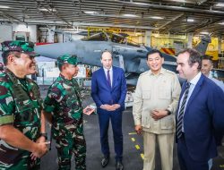 Panglima TNI Dampingi Menhan RI Tinjau Kapal Induk Prancis Charles De Gaulle