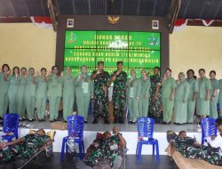 Peringati HUT Ke-79 Persit Kartika Chandra Kirana, Kodim 1710/Mimika Bersama Satuan TNI-Polri Lainnya Gelar Acara Donor Darah