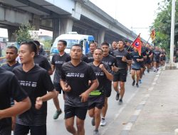 Prajurit Batalyon Arhanud 6/Bay Gelar Giat Lari Bersama Untuk Meningkatkan Kesiapan Fisik dan Solidaritas.