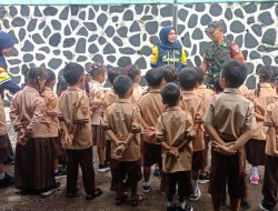 Koramil 1007/Conggeang kenalkan anak TK PGRI Mutiara tentang tanaman dan ketahanan pangan