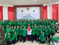 Peringati Hut ke-79 Persit Kartika Chandra Kirana Ranting 2 Yonarhanud 6 Adakan Kegiatan donor Darah.