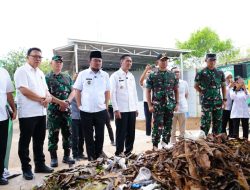 Solusi Sampah Kekinian, Panglima TNI dan Wali Kota Palembang Bahas Mesin Olah Sampah