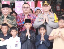 Jalin Silaturahmi Perkuat Persatuan AKBP Afrizal Asri SIK Buka Bersama Dengan Masyarakat Minang Pelalawan