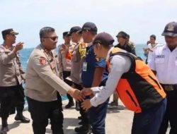 Lebaran Kedua, Kapolres Kepulauan Seribu Pantau Langsung Arus Mudik dan Kunjungan Wisatawan