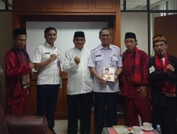 PSBB HKS & Raja pantun Betawi H. Zahrudin Beraudensi dengan Kasudin kebudayaan Jakarta Selatan