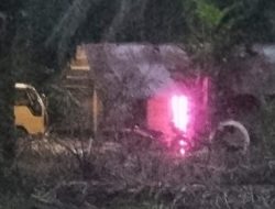 Wanita Penghibur Tertangkap Kamera Ketika Live tiktok di Lokalisasi Sawitan