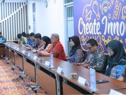 PLN UPDL Jakarta Gelar Workshop Leadership & Writing Skills bagi Guru & Siswa SMKN 26 Jakarta